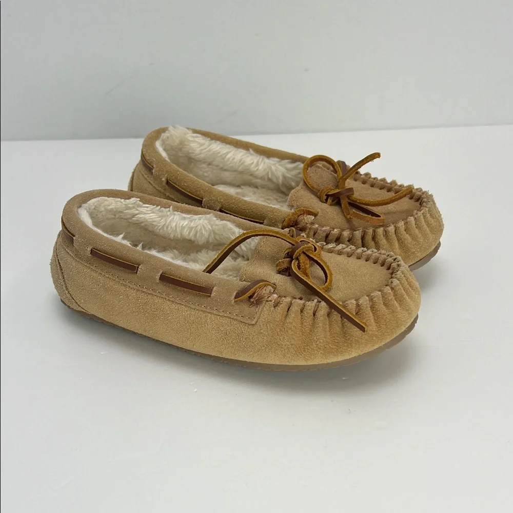 Minnetonka Moccasin Slippers Cassie Cinnamon Moc Suede Leather Unisex Kids 13